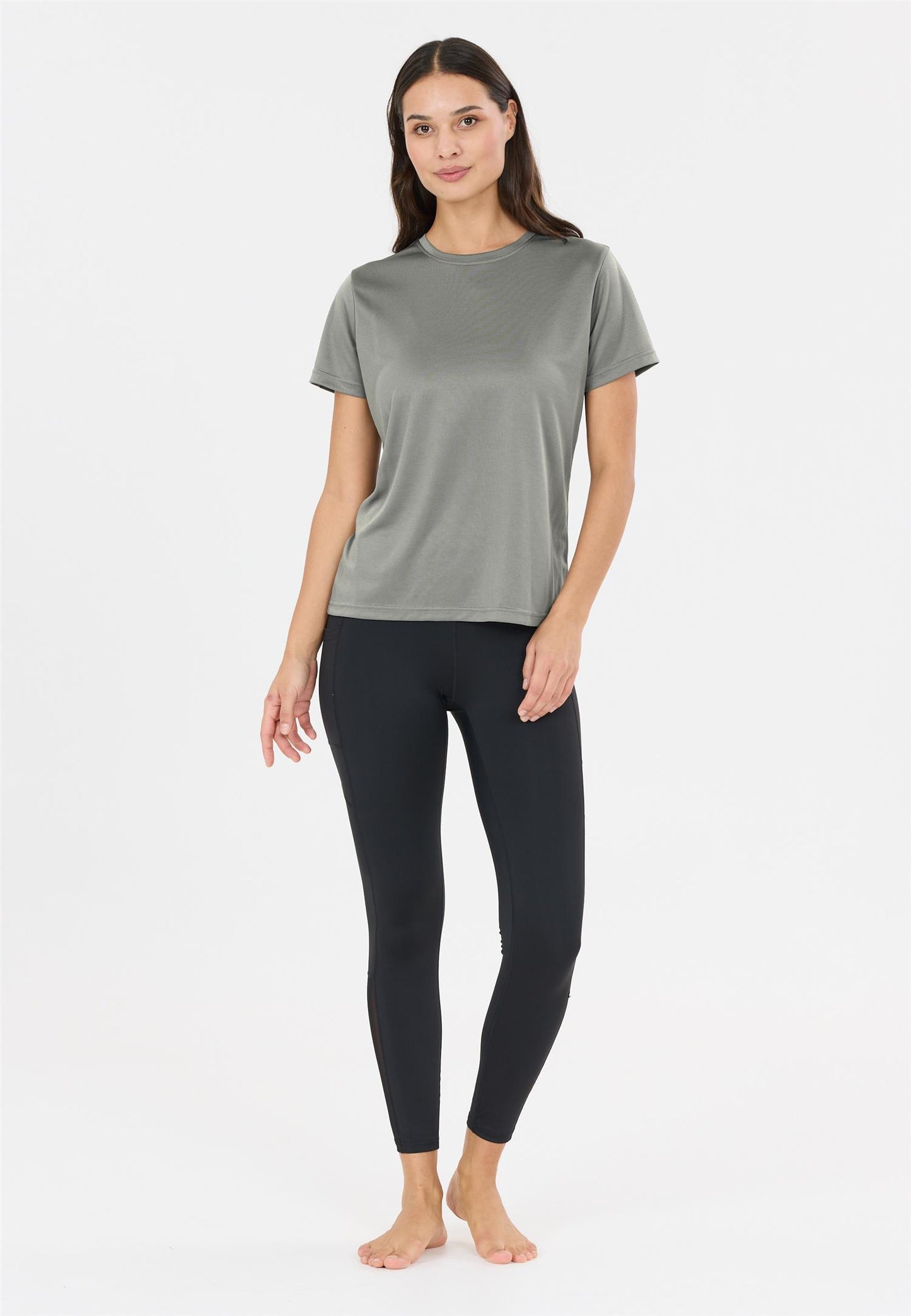 Rosalva V2 W S/S Performance Tee