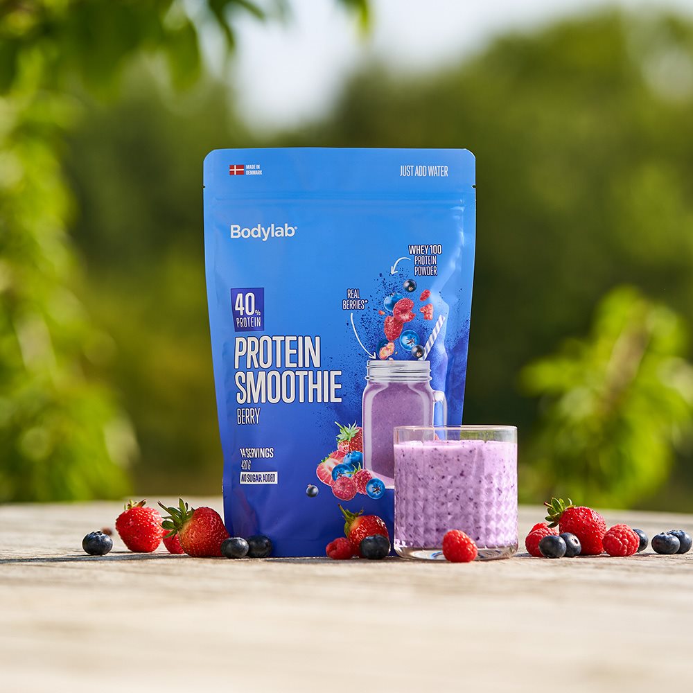 Protein smoothie berry